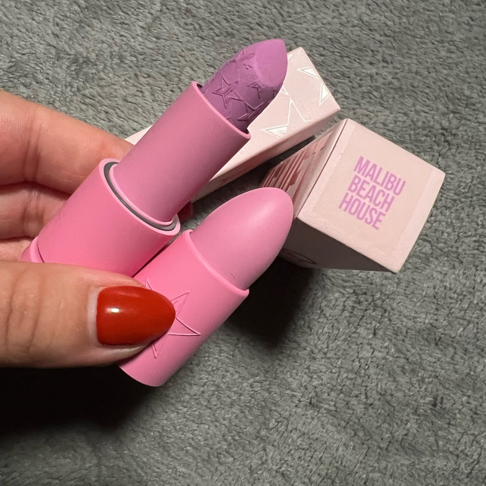 Jeffree Star Pink Lipstick Makeup